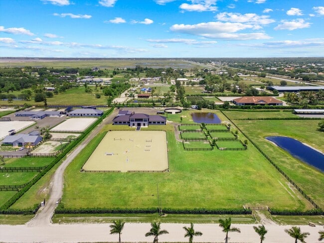 Building Photo - 16175 Deer Path Ln