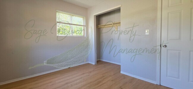 Building Photo - 5529-5531 Freeman Ct