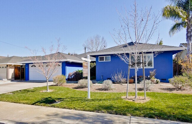 Building Photo - Wow! What a Great Home! Available Soon!