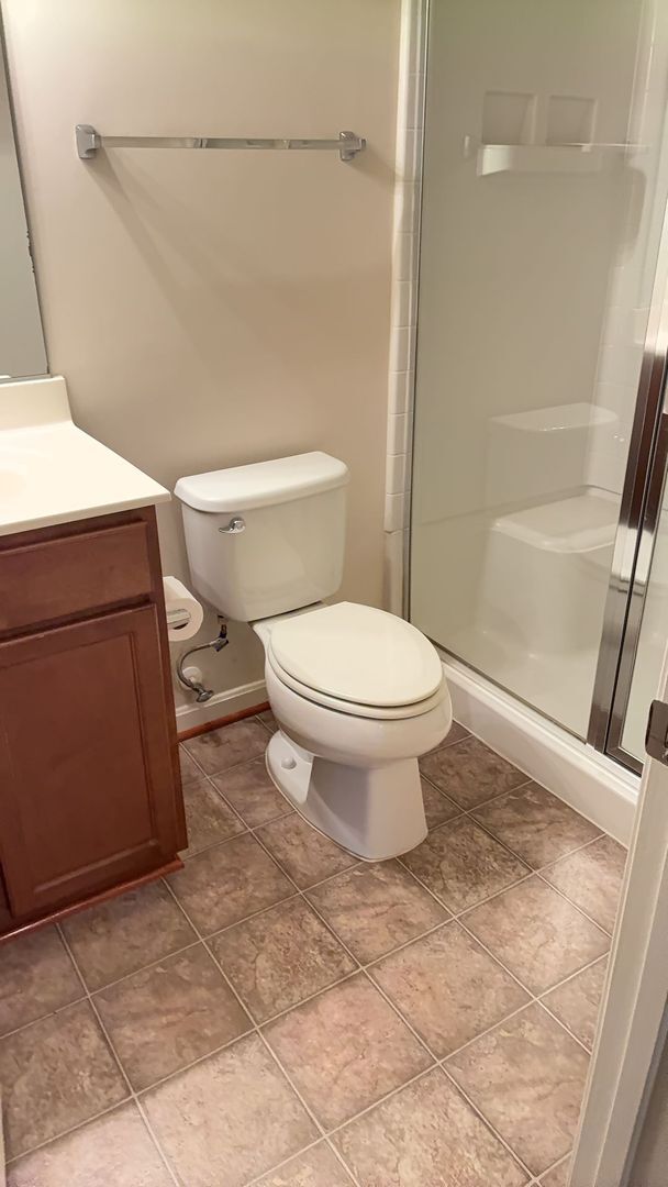 Building Photo - Great Townhouse in Wildewood in California MD