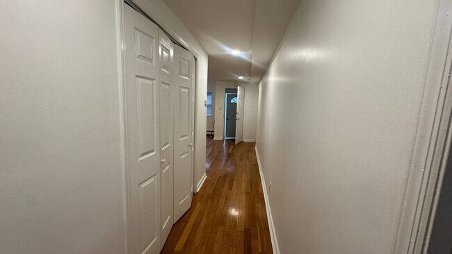 Building Photo - 101 Sterling Ave