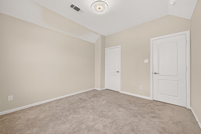 Building Photo - 9738 Willowmoor Lane