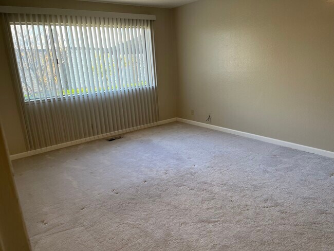 Building Photo - 3164 Brandywine Dr