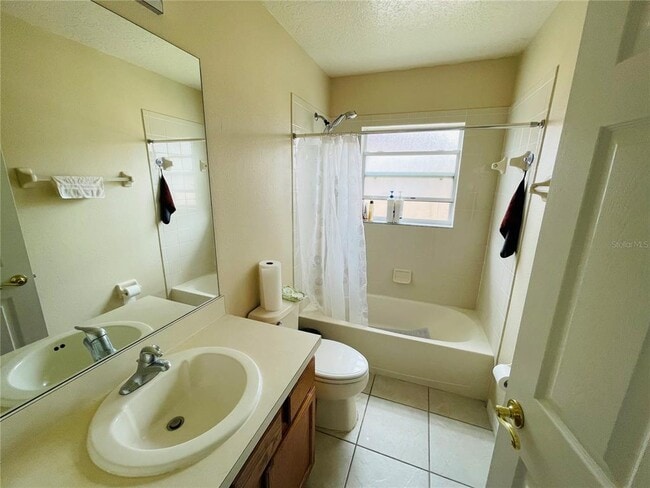 Building Photo - 1418 Spring Fest Ln