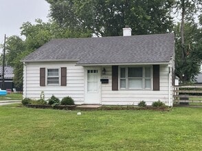 Building Photo - 2727 Vinton St