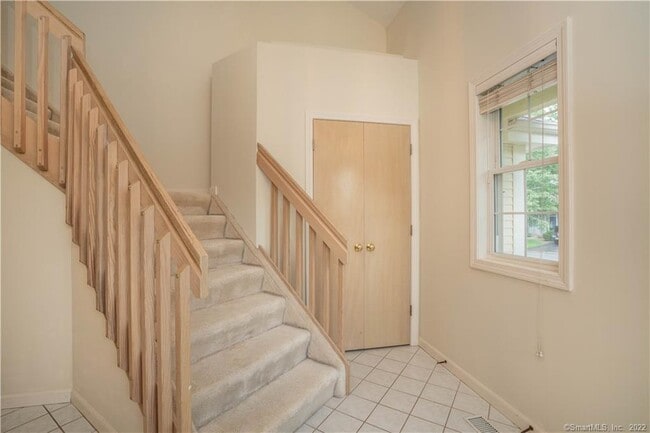Building Photo - 47 Pepper Bush Ln