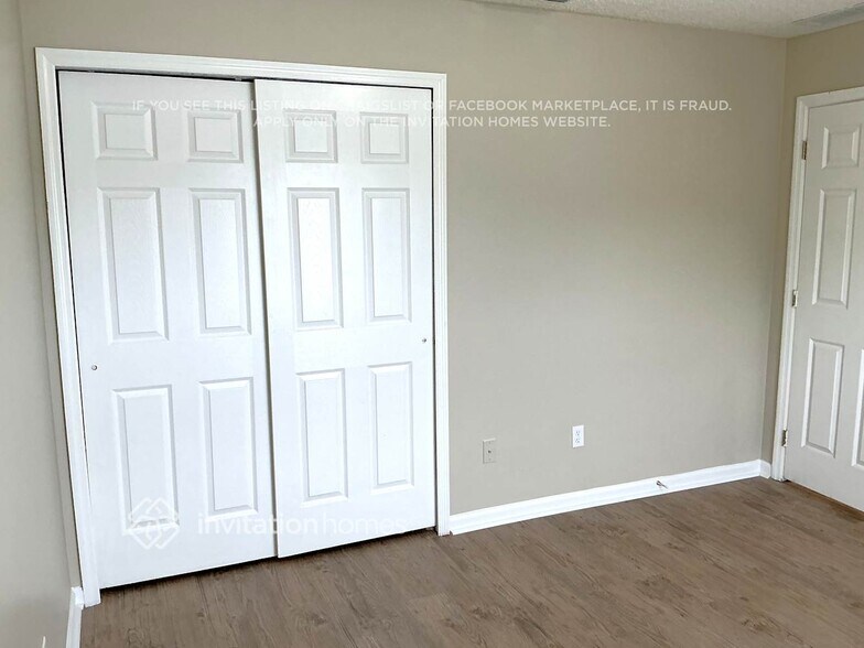 Building Photo - 12766 Dunns View Dr