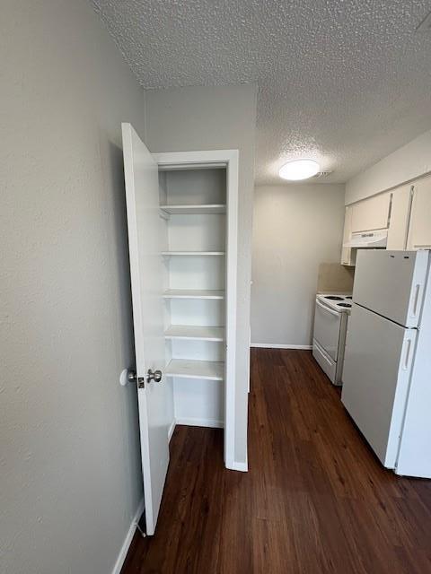 Building Photo - 5303 St Georges Green