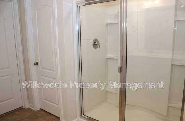 Building Photo - 1139 Chestnut Bluff Run