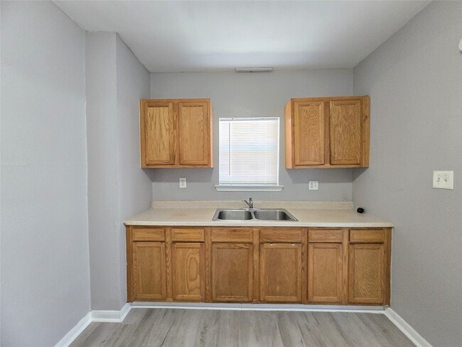 Building Photo - 4142 Alvin St