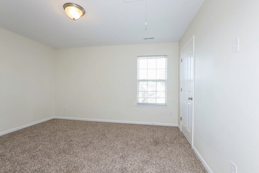 Building Photo - 4059 Clover Rd NW