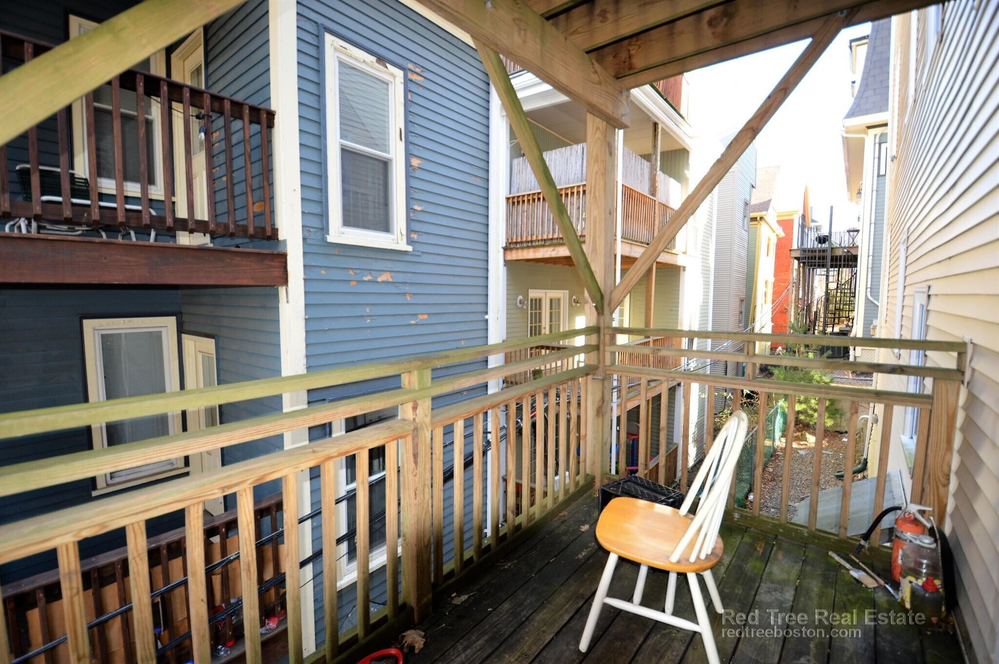 Building Photo - 17 Eldora St