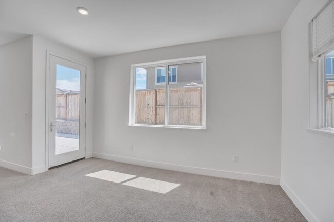 Building Photo - 3434 Sassafras Way