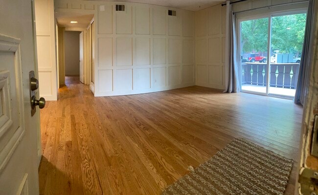 Building Photo - 3250 O'Neal Cir