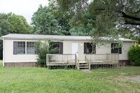 Building Photo - 5440 Harpo St