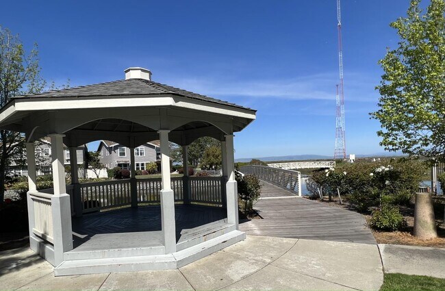 Building Photo - 603 Rockingham Ln