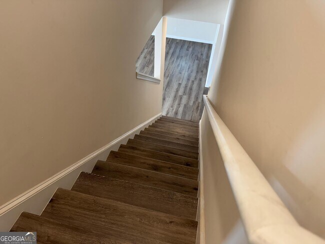 Building Photo - 97 Brode Ln