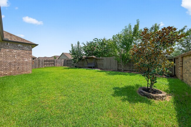 Building Photo - 9702 Lauren Briar Ln