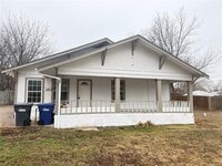 Building Photo - 1208 W Hall St