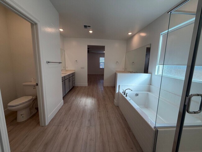 Building Photo - Stunning Build! Upgraded 3-Bed Home w/ 3-C...