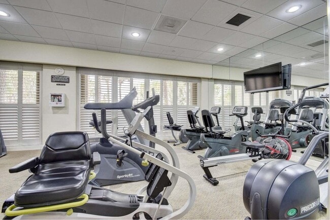 Building Photo - 4201 N Ocean Blvd