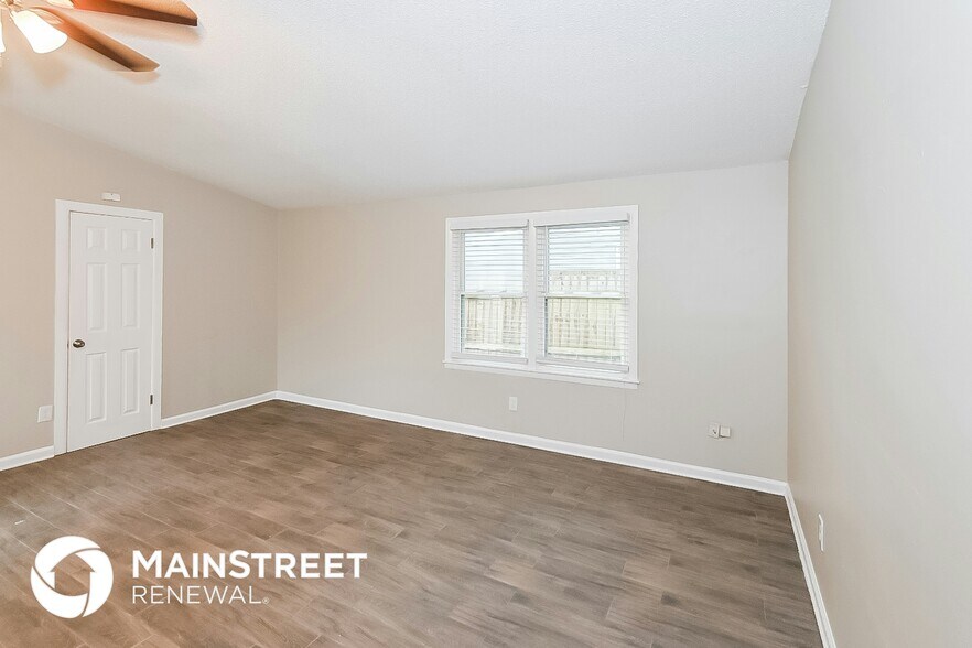 Building Photo - 2943 Brandale St