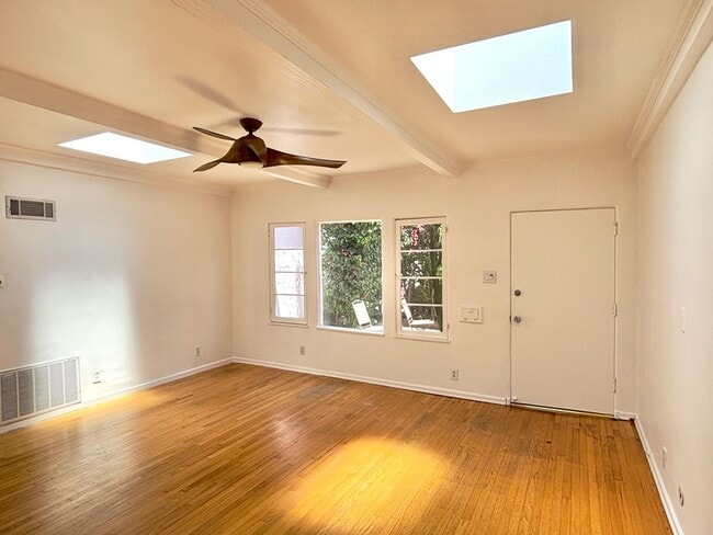 Building Photo - 1505 Occidental Blvd
