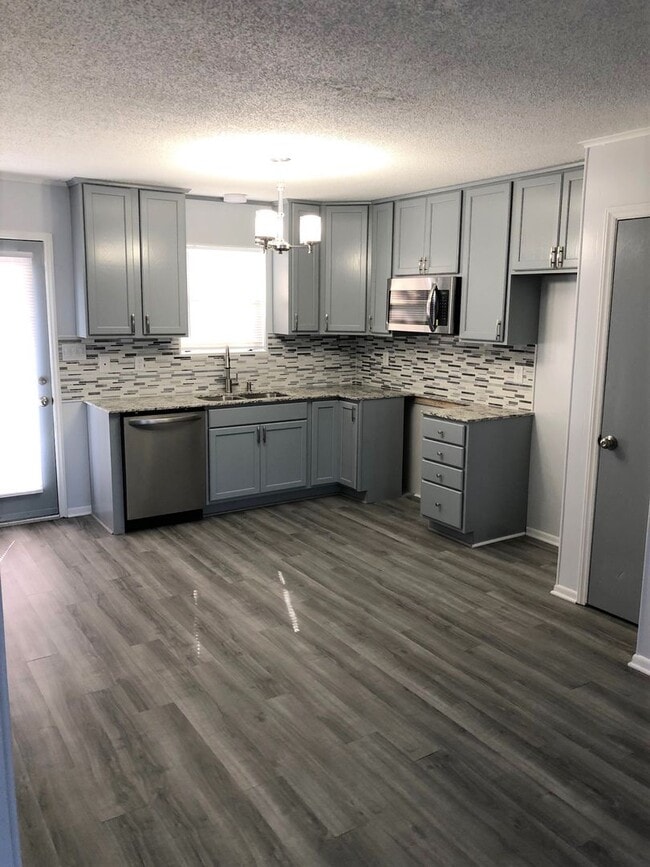 Building Photo - Welcome to Brynn Marr!