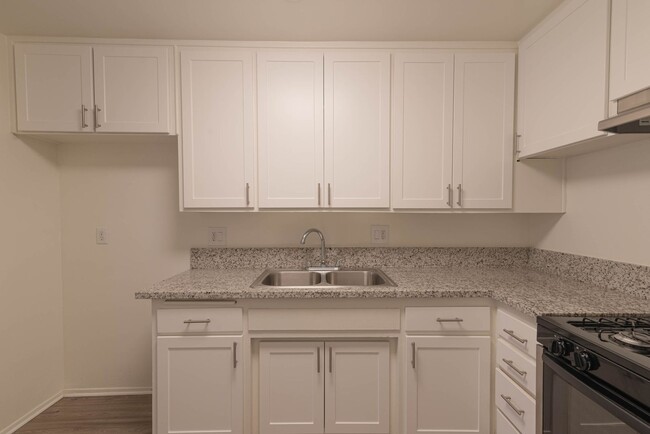 Interior Photo - 8112 - Applewood Apartments