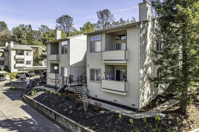 Alternate Building Photo - The Ridge Apartments