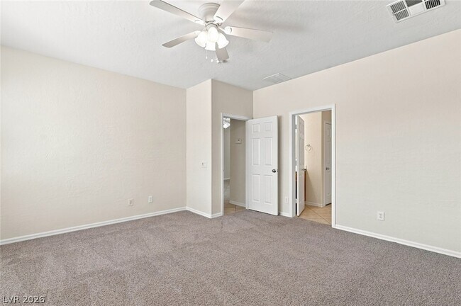 Building Photo - 8852 Regatta Bay Pl