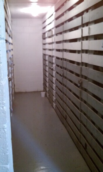 Storage - 409 Rohrer St