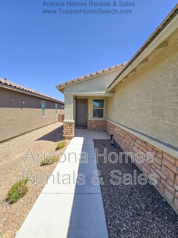 Building Photo - 11295 S Weismann Dr