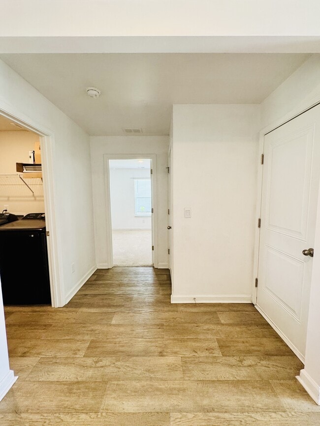 Building Photo - 809 Woodland Farms Cir