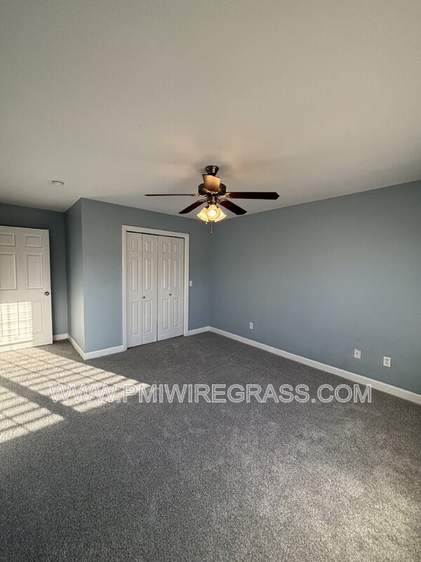 Building Photo - 108 Peregrine Way