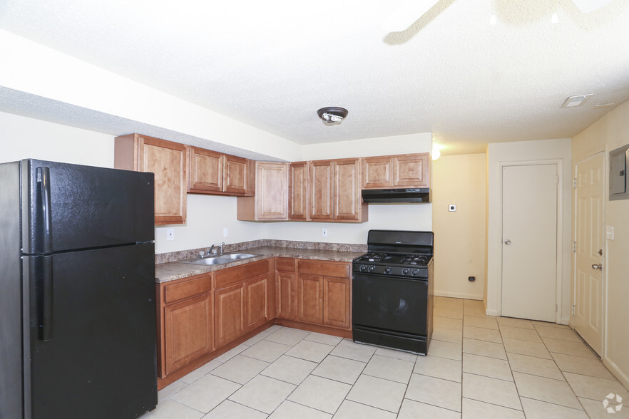 Interior Photo - Green Village Townhomes