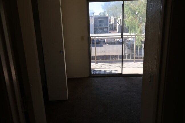 Building Photo - 2820 E Le Marche Ave