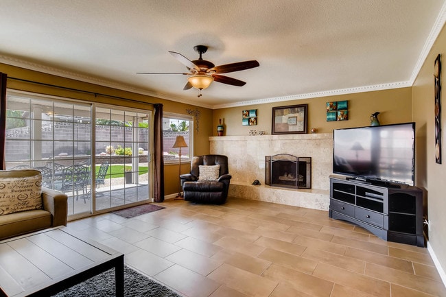 Living Room - 7474 Puritan Ave