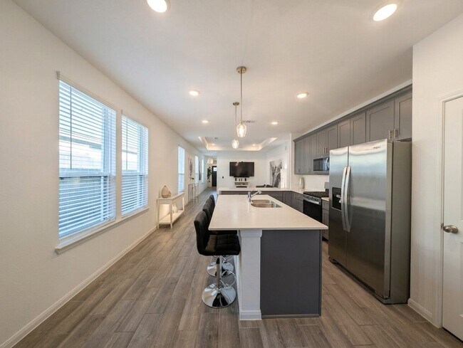Building Photo - 18122 Sonresa Wy