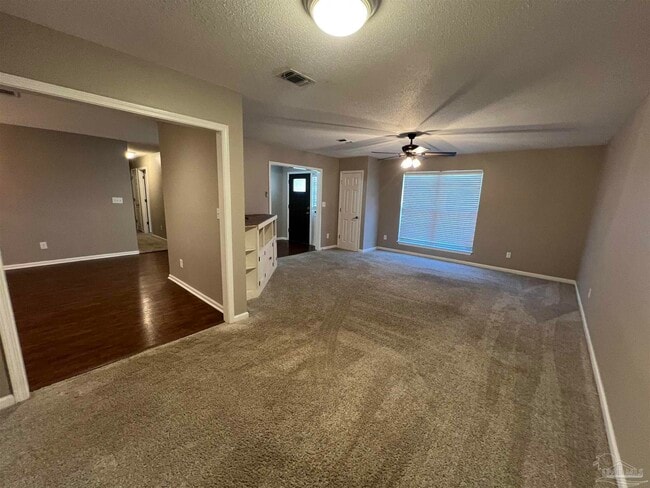 Building Photo - 2135 Summit Blvd