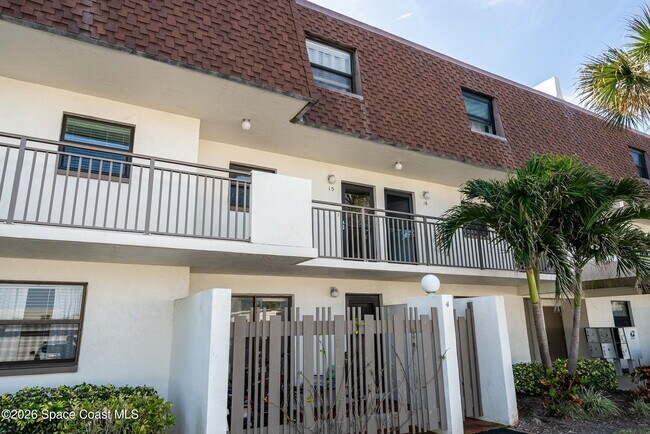 Building Photo - 180 Paradise Blvd