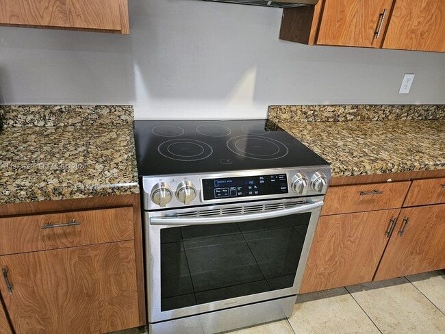 Building Photo - 3520 NW 95th Terrace