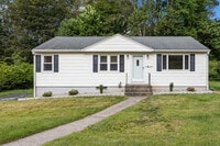 Building Photo - 1325 Avon Blvd