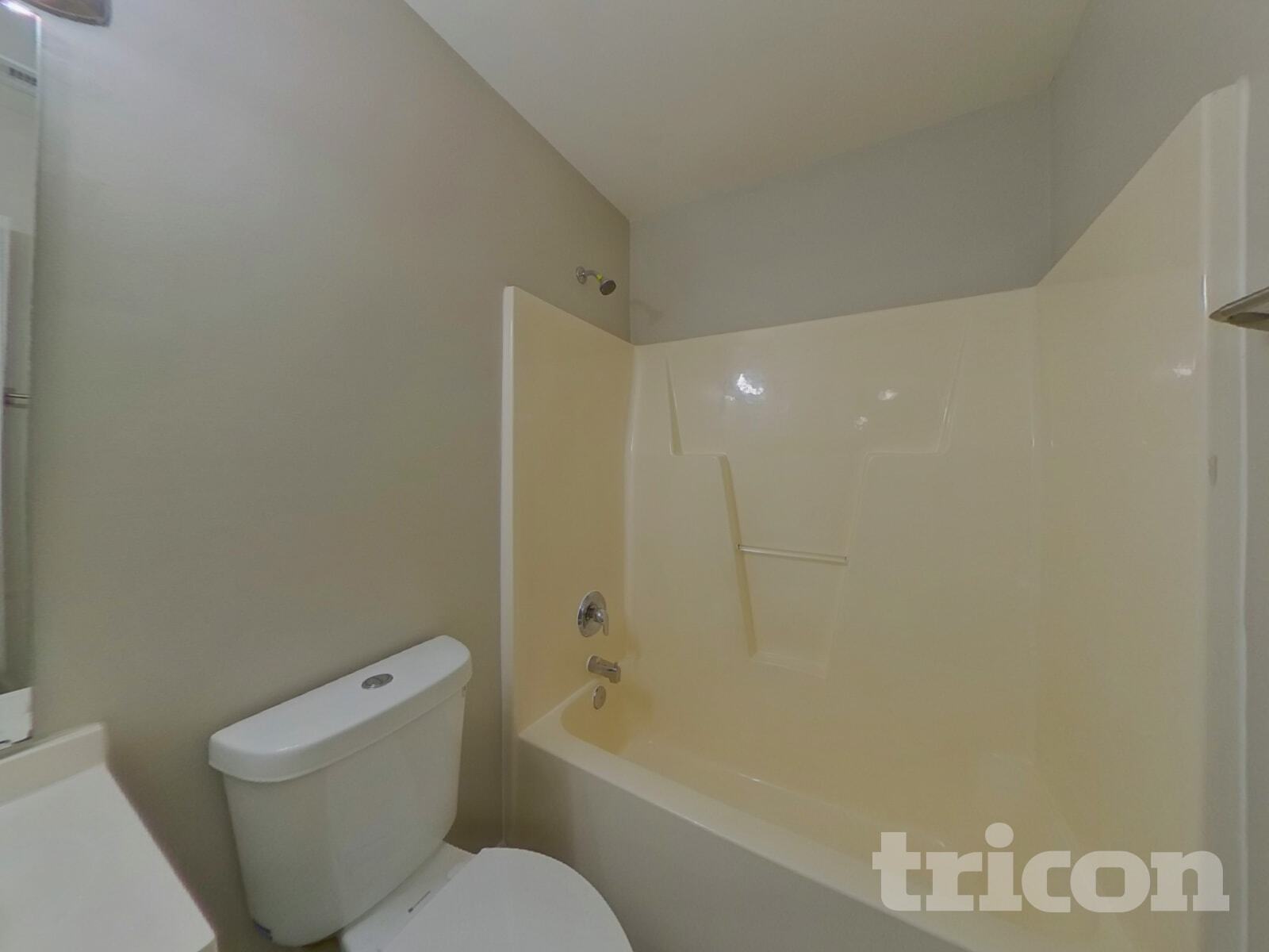 Building Photo - 1110 Hipp Rd