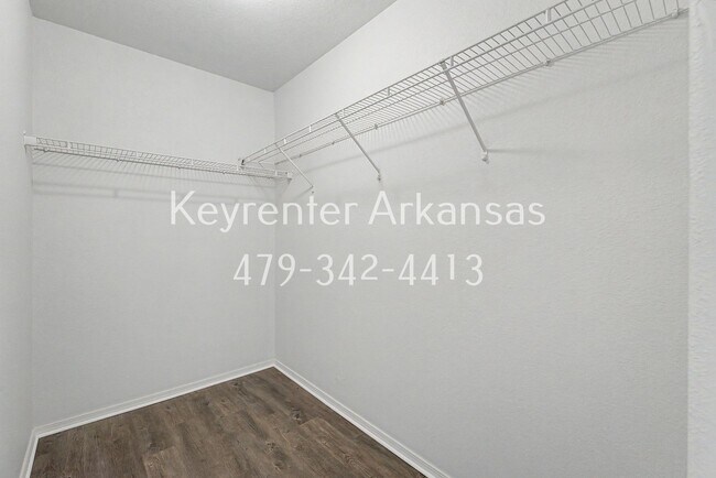 Building Photo - Beautiful 4-Bedroom Home in Fayetteville – Ideal for Comfortable Living!