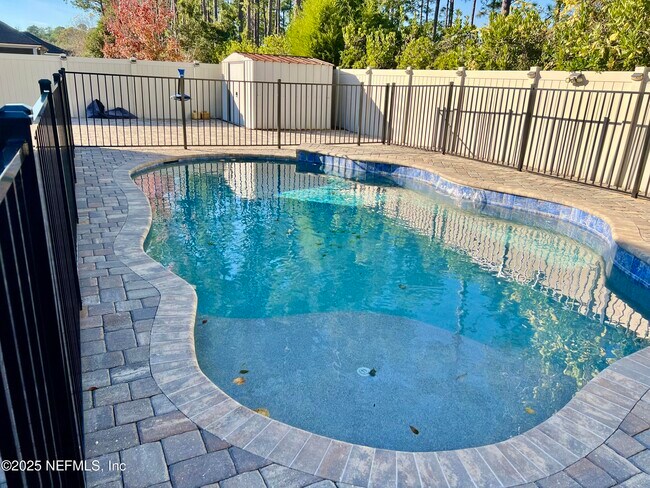 Building Photo - 3955 Hammock Bluff Cir