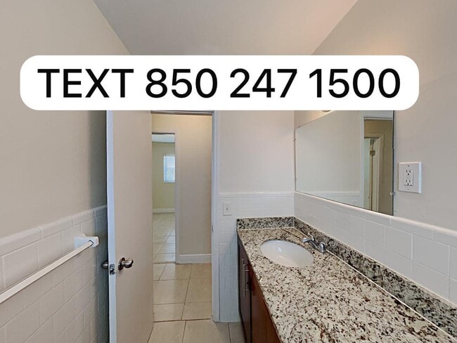 Building Photo - 6970 SW 25th St