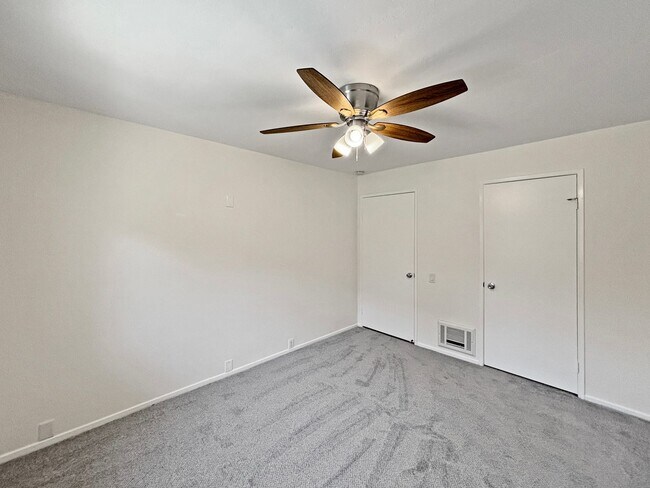 Building Photo - Newly Remodeled 1BD/BA Condo In Mission Va...