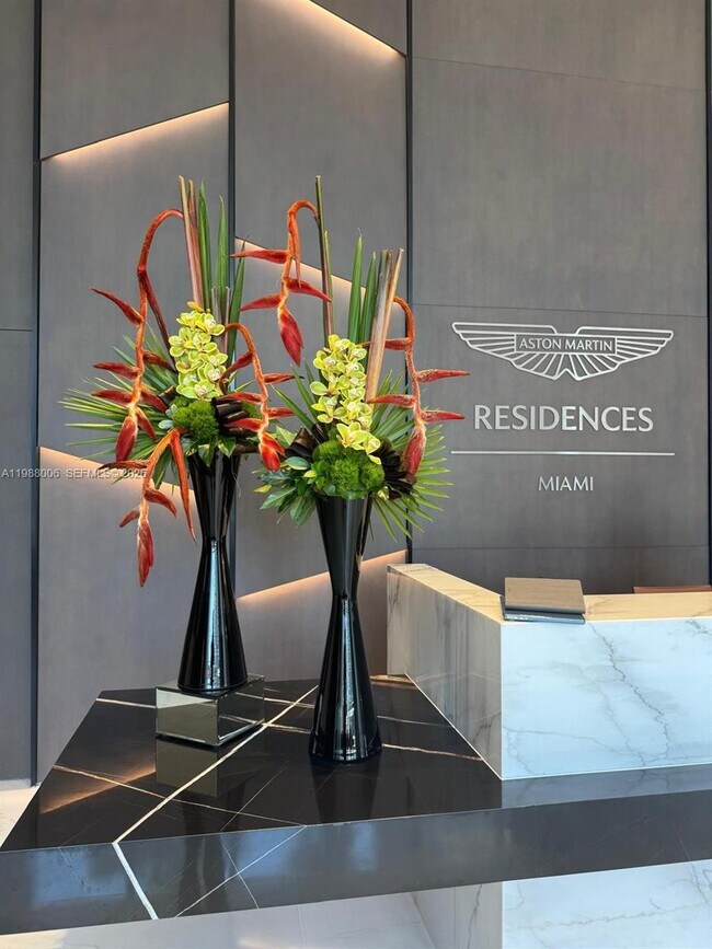 Building Photo - 300 Biscayne Blvd Way