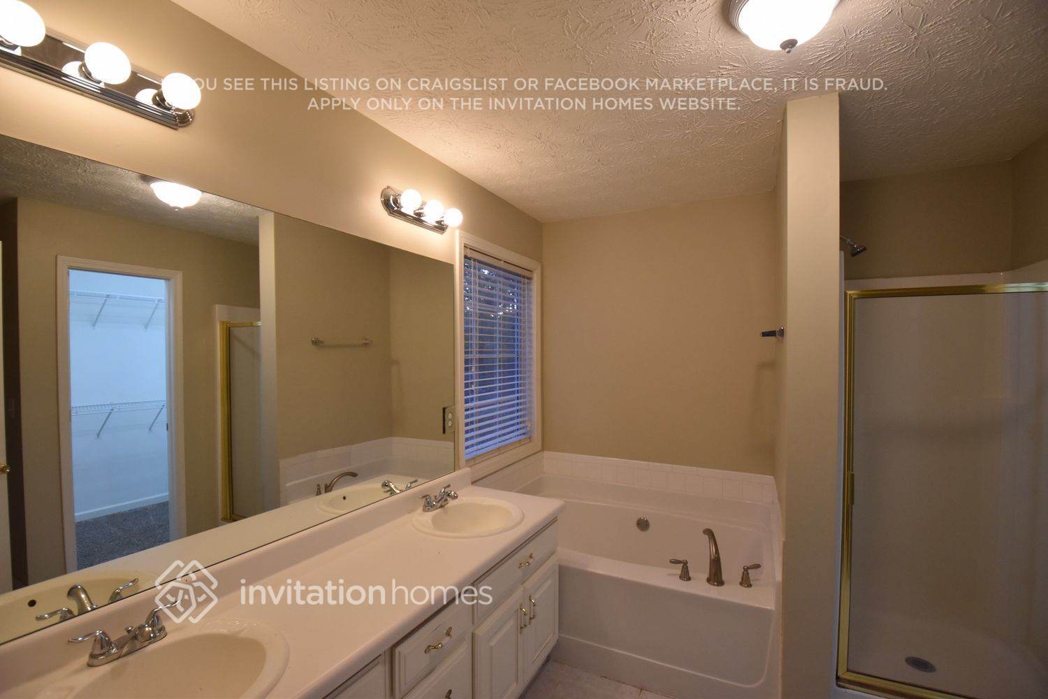 Building Photo - 156 Wyckliffe Dr